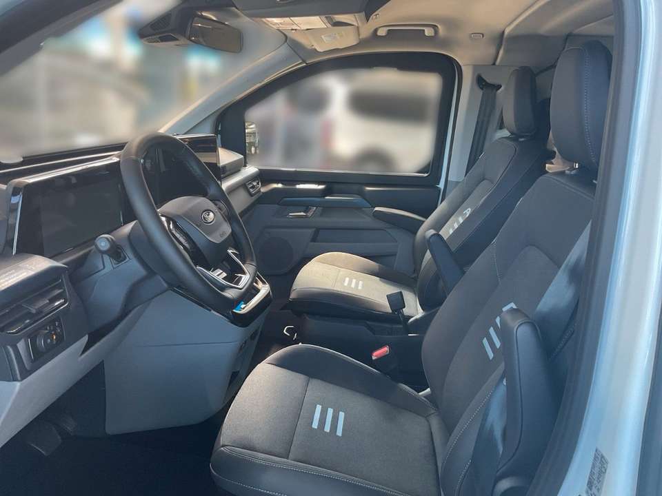 Ford Tourneo Custom - Imagem 6