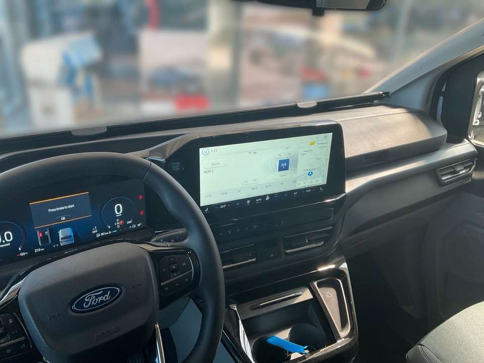 Ford Tourneo Custom - Imagem 9