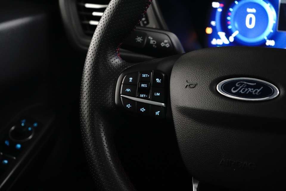 Ford Kuga - Imagem 13