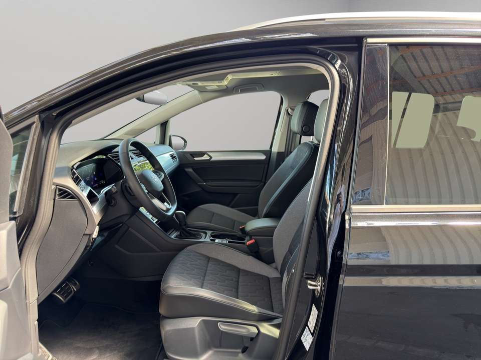 Volkswagen Touran - Imagem 9