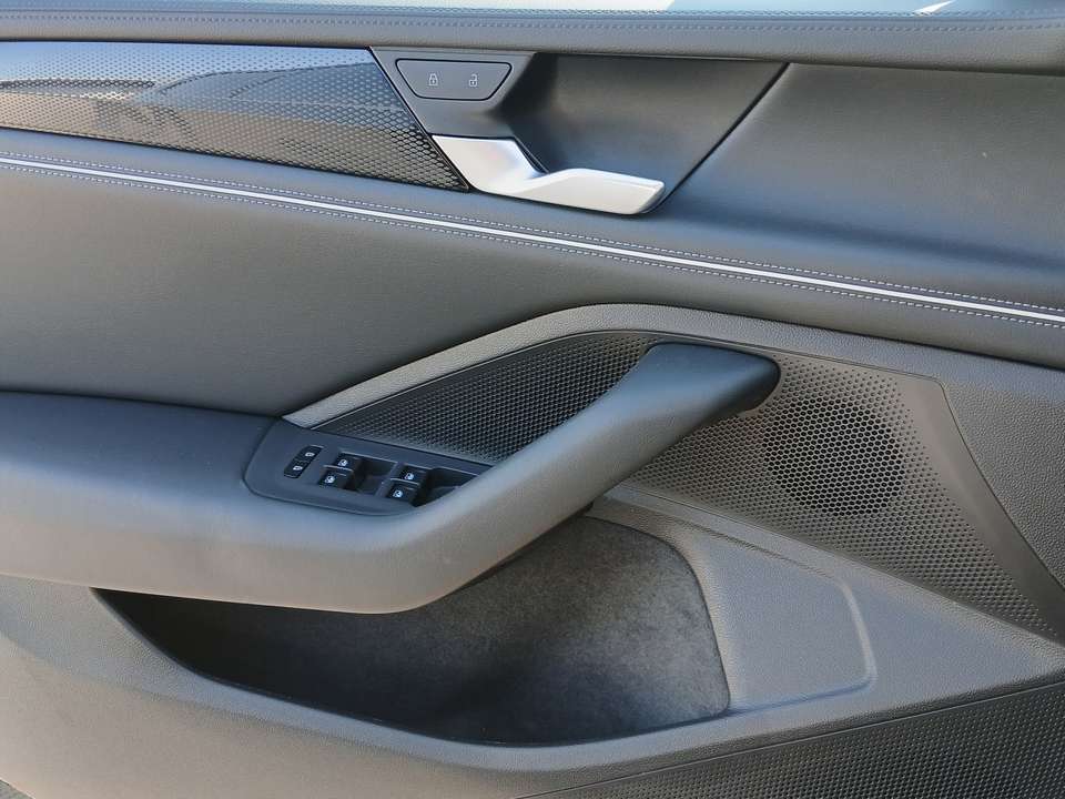 Volkswagen Passat Variant - Imagem 12