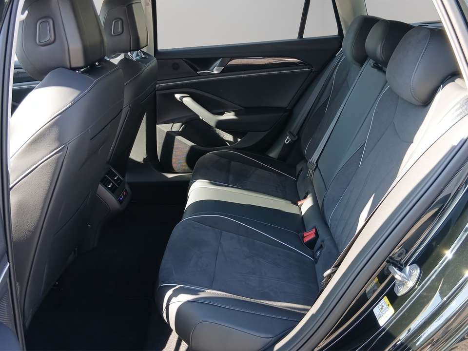 Volkswagen Passat Variant - Imagem 13