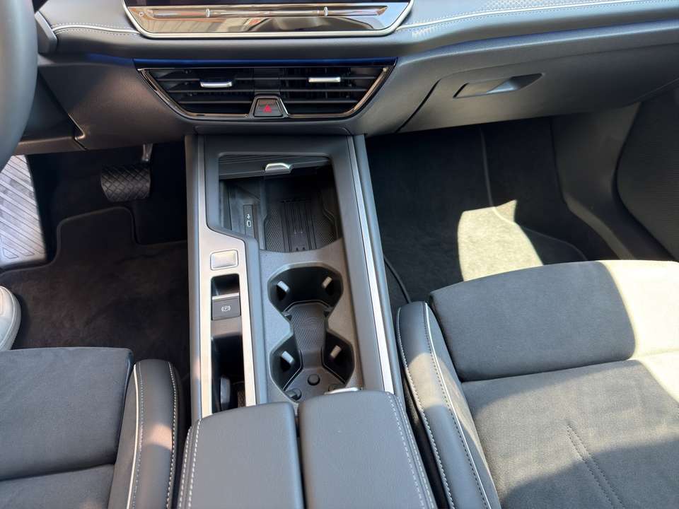 Volkswagen Passat Variant - Imagem 15