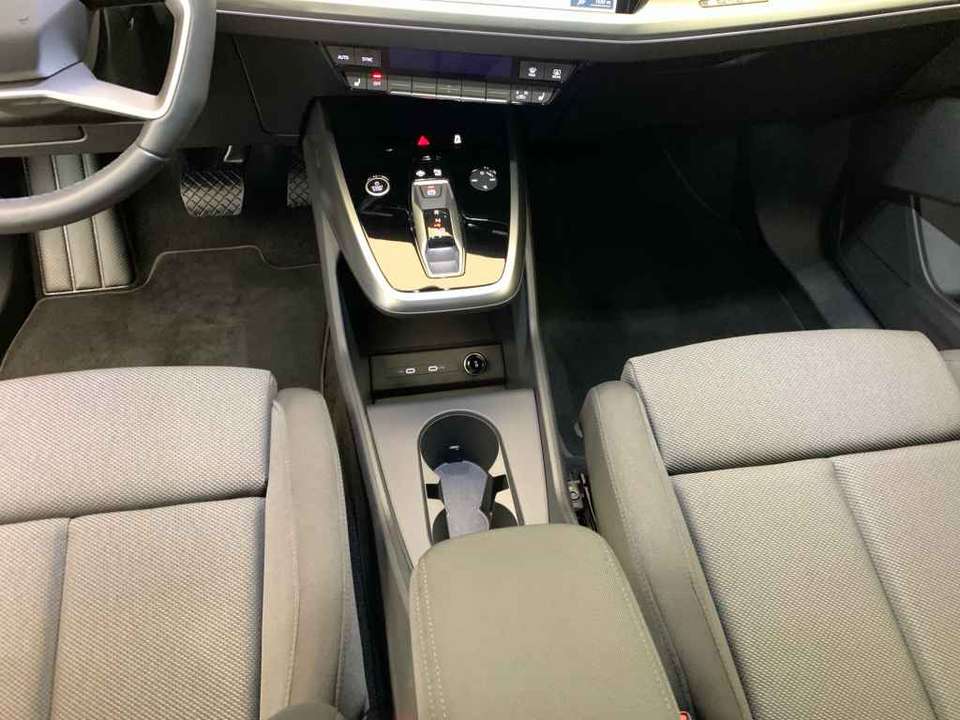 Audi Q4 e-tron - Imagem 15