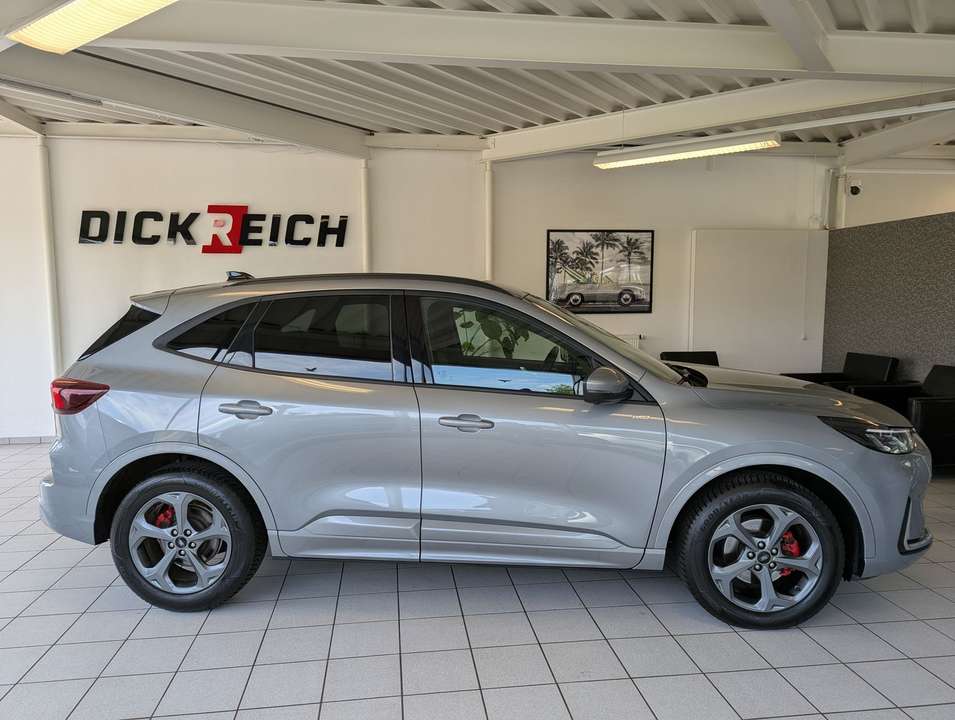 Ford Kuga - Imagem 8