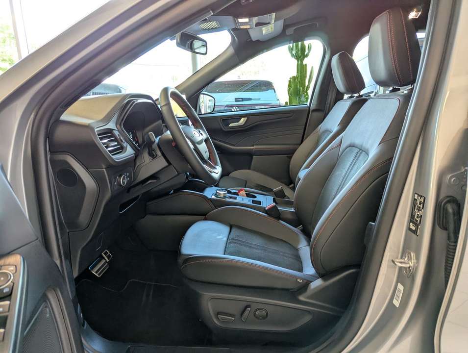 Ford Kuga - Imagem 12