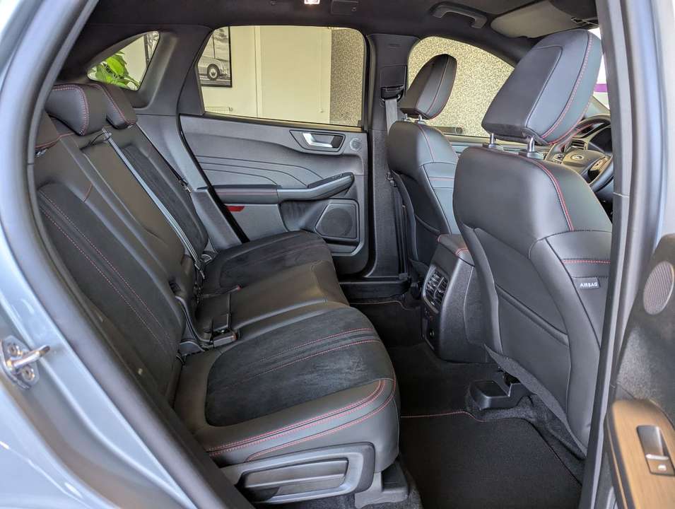 Ford Kuga - Imagem 15