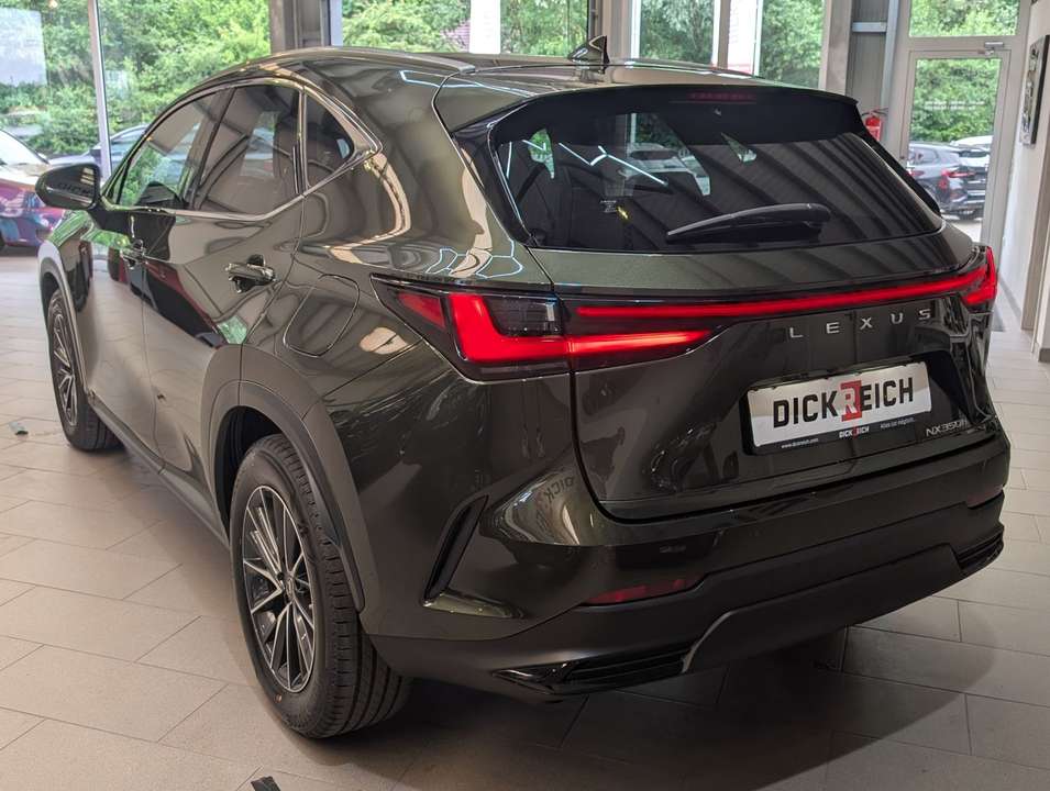 Lexus NX 350h - Imagem 3