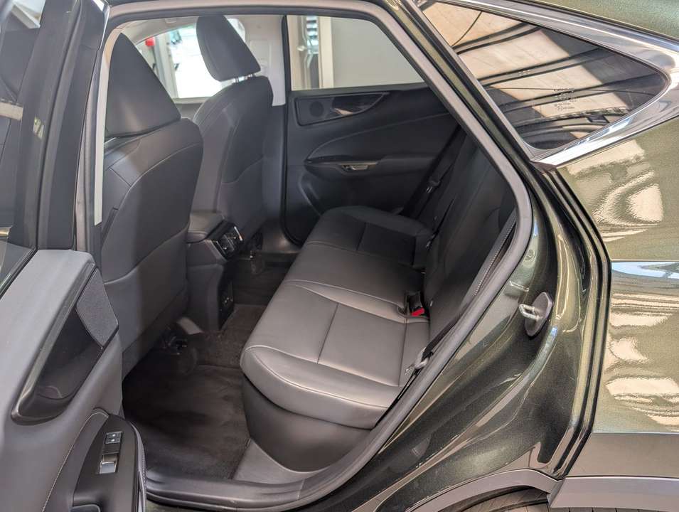 Lexus NX 350h - Imagem 13
