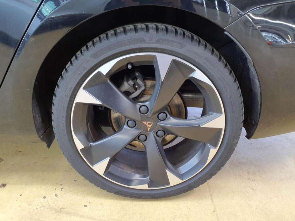 CUPRA Leon - Imagem 9