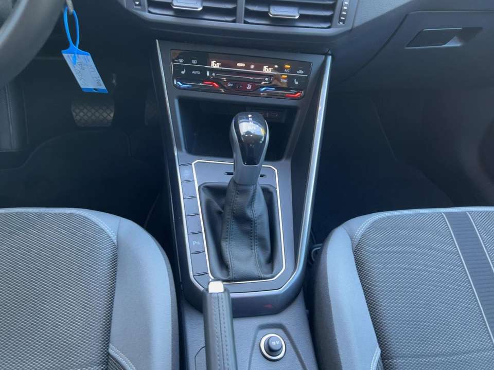 Volkswagen Polo - Imagem 13