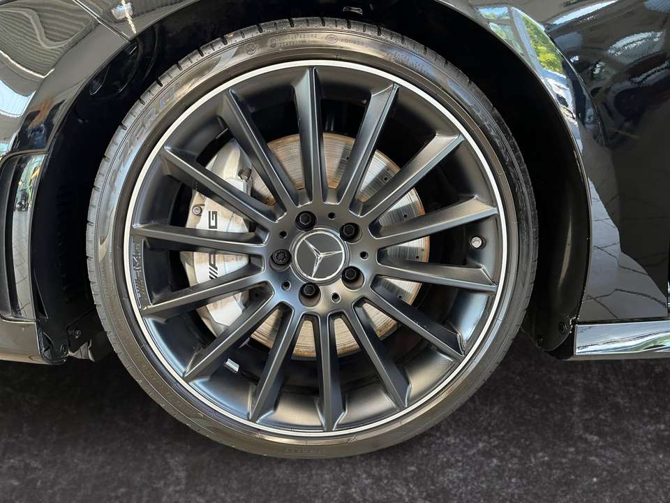 Mercedes-Benz A 35 AMG - Imagem 15