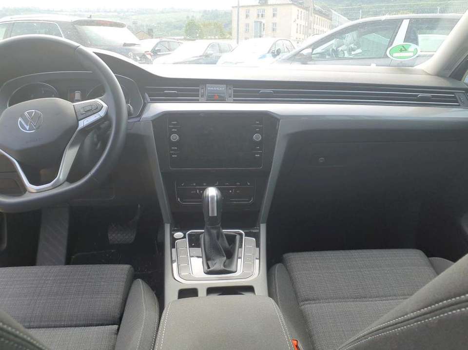 Volkswagen Passat Variant - Imagem 5