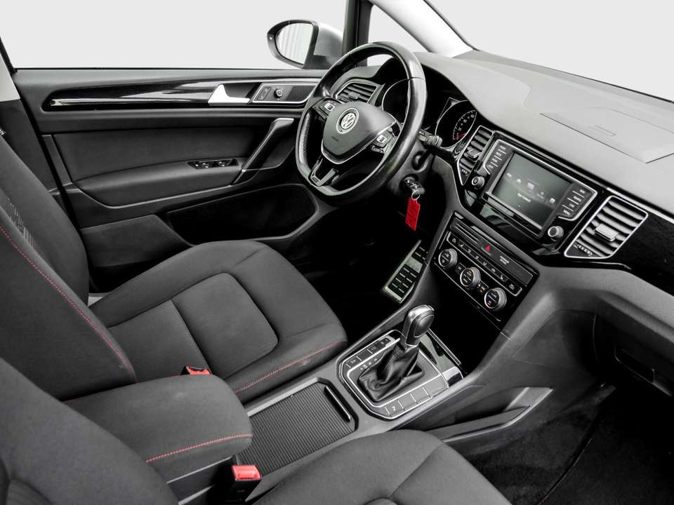 Volkswagen Golf Sportsvan - Imagem 3