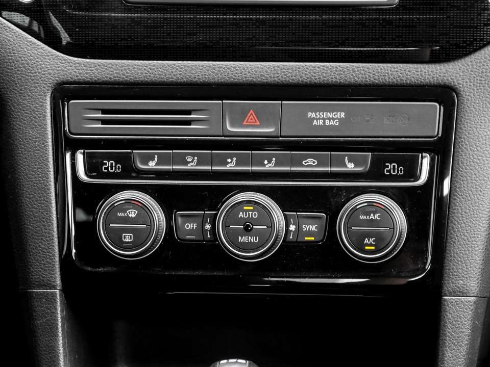 Volkswagen Golf Sportsvan - Imagem 8