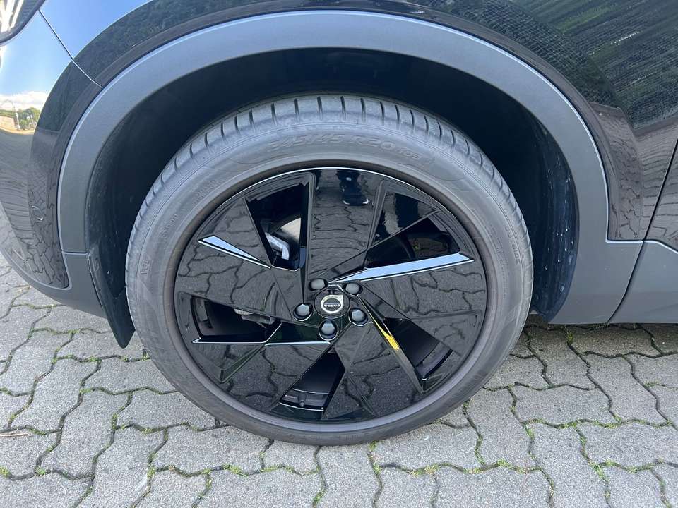Volvo XC40 - Imagem 8