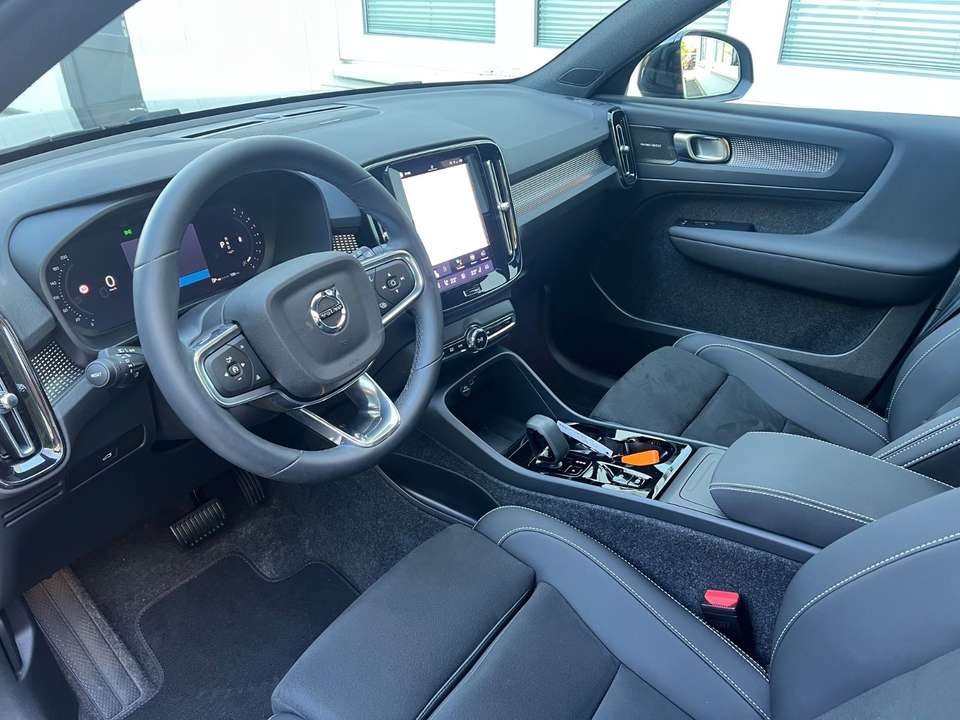 Volvo XC40 - Imagem 9