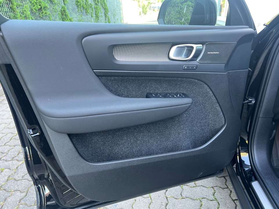 Volvo XC40 - Imagem 13