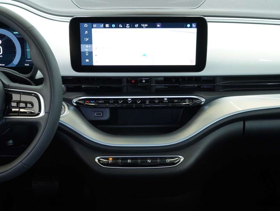 Fiat 500e - Imagem 8
