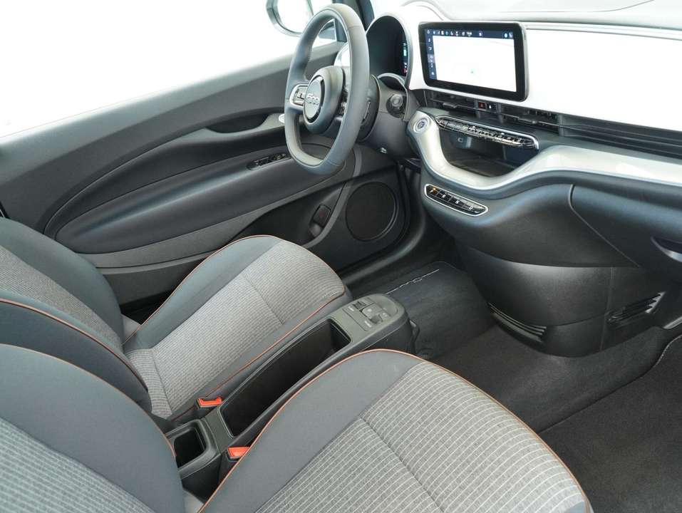 Fiat 500e - Imagem 11