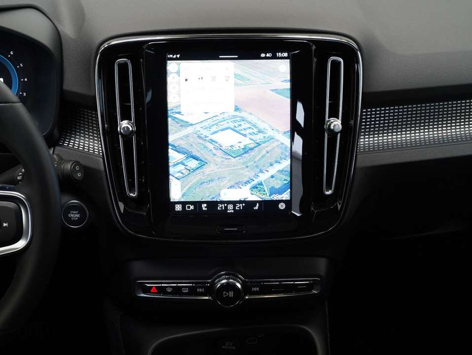 Volvo XC40 - Imagem 11