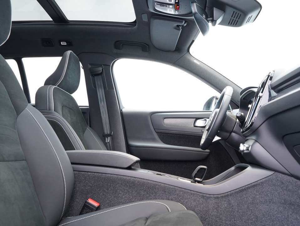 Volvo XC40 - Imagem 15