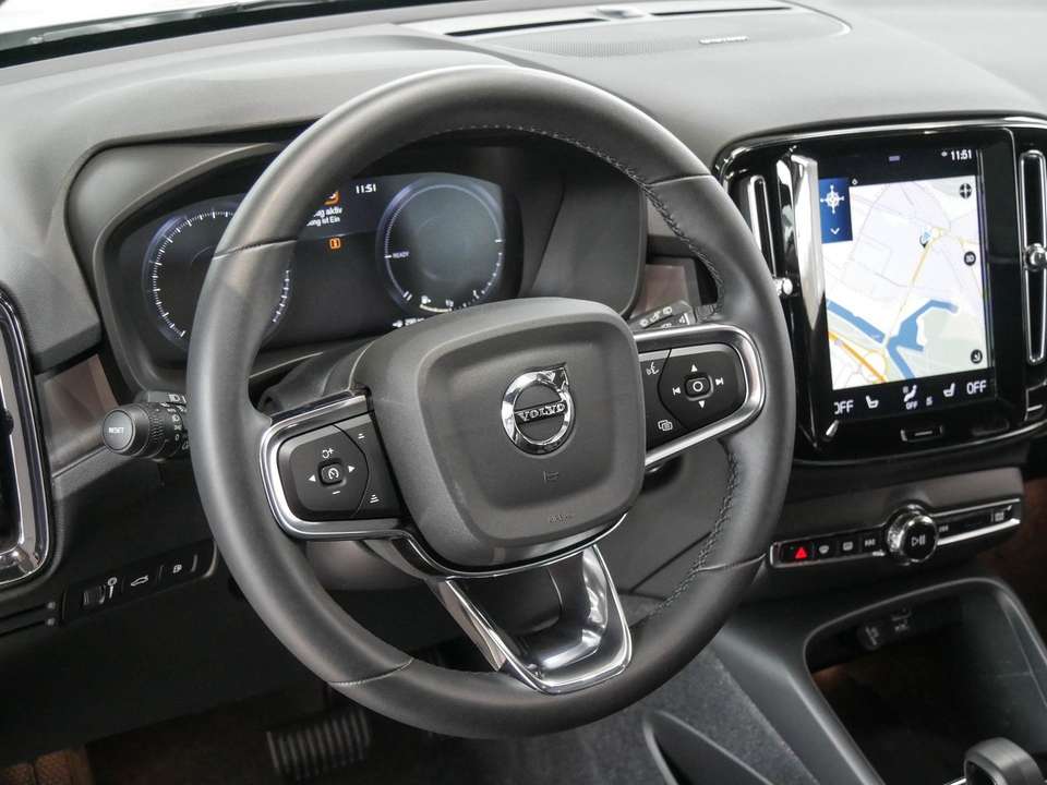 Volvo XC40 - Imagem 10