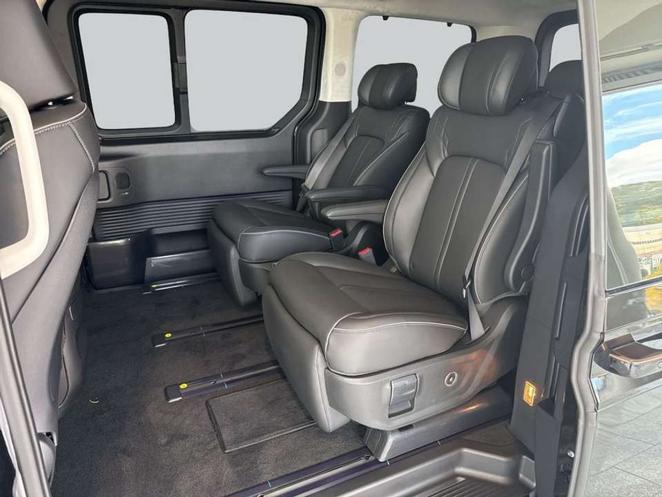Hyundai STARIA - Imagem 9