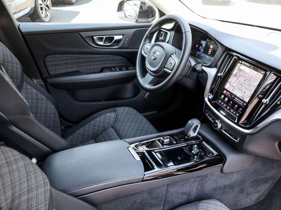 Volvo V60 - Imagem 3