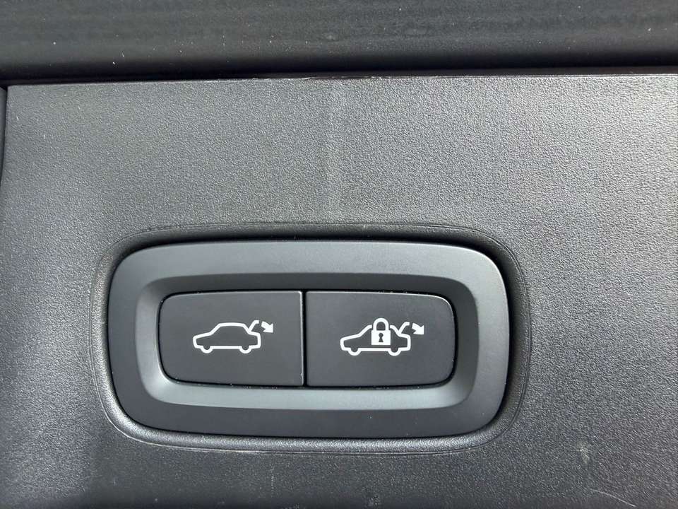 Volvo V90 - Imagem 13