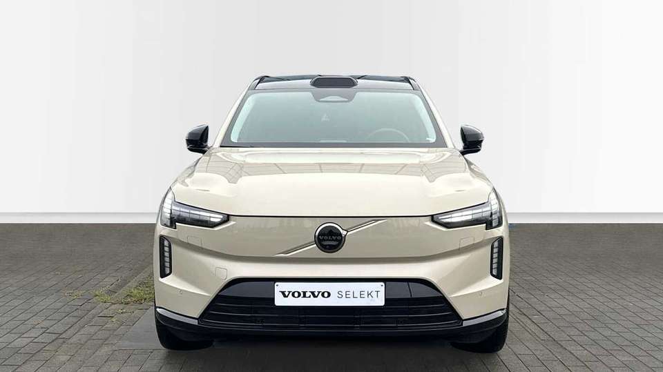 Volvo EX90 - Imagem 9
