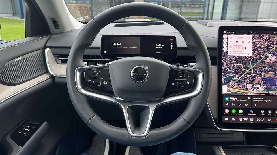 Volvo EX90 - Imagem 11