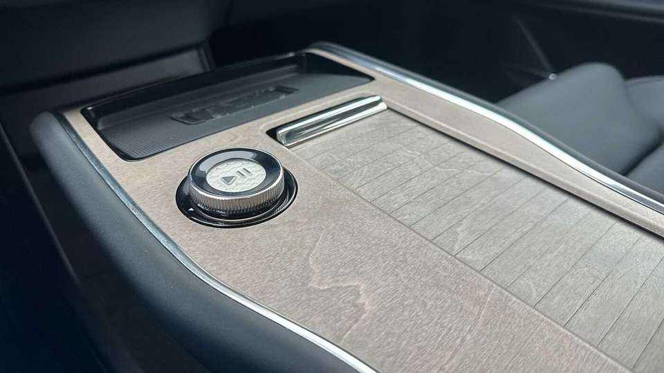 Volvo EX90 - Imagem 15