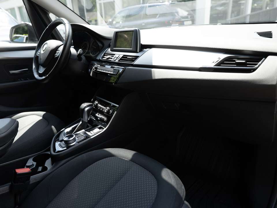 BMW 218 - Imagem 7