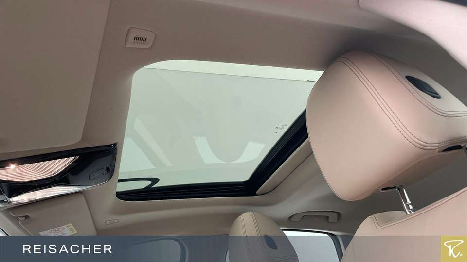 BMW i4 - Imagem 12