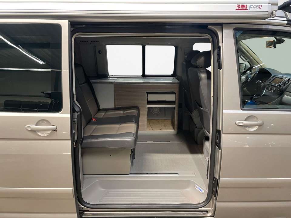 Volkswagen T5 Transporter - Imagem 14