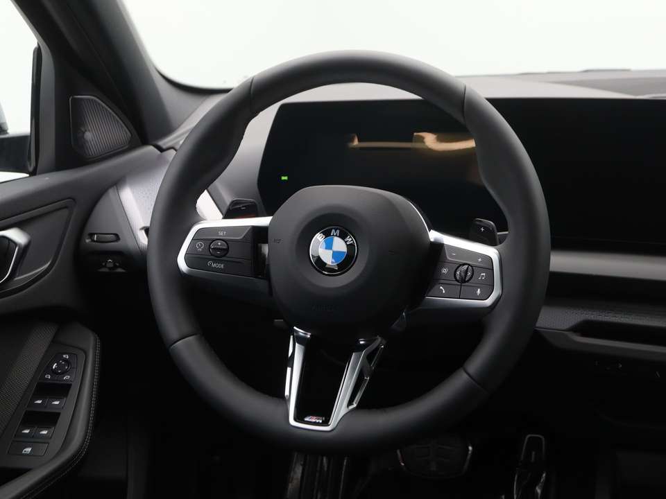 BMW 120 - Imagem 2