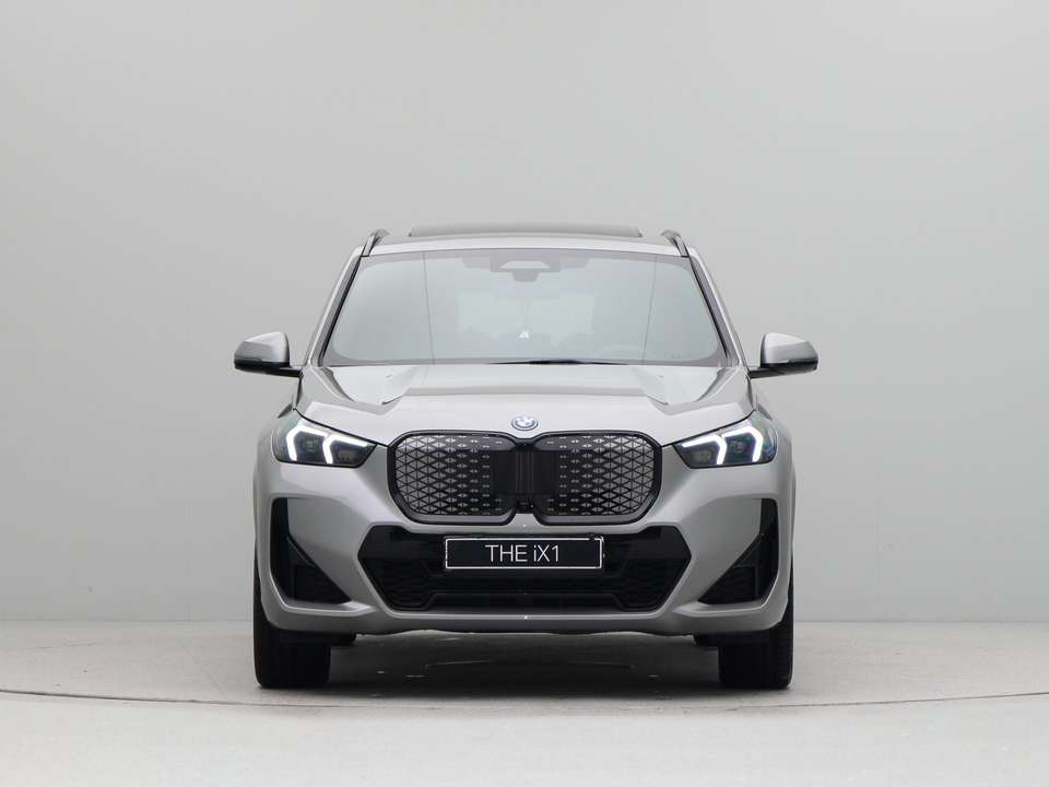 BMW iX1 - Imagem 5