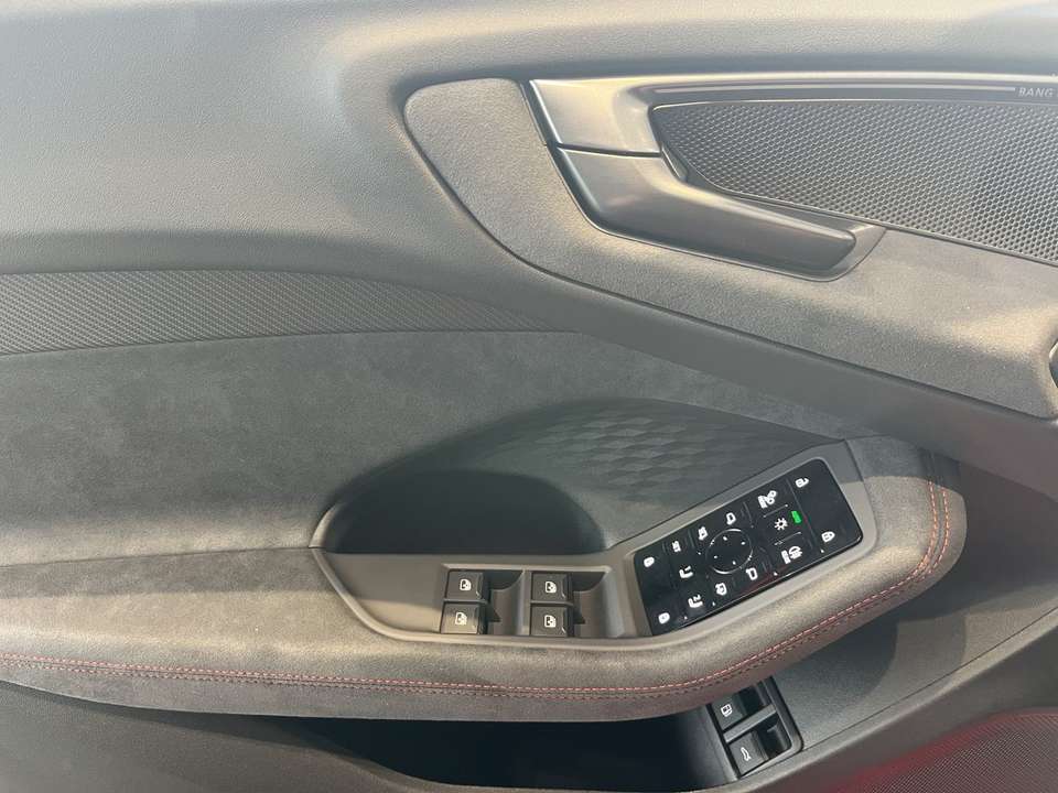 Audi RS5 - Imagem 12