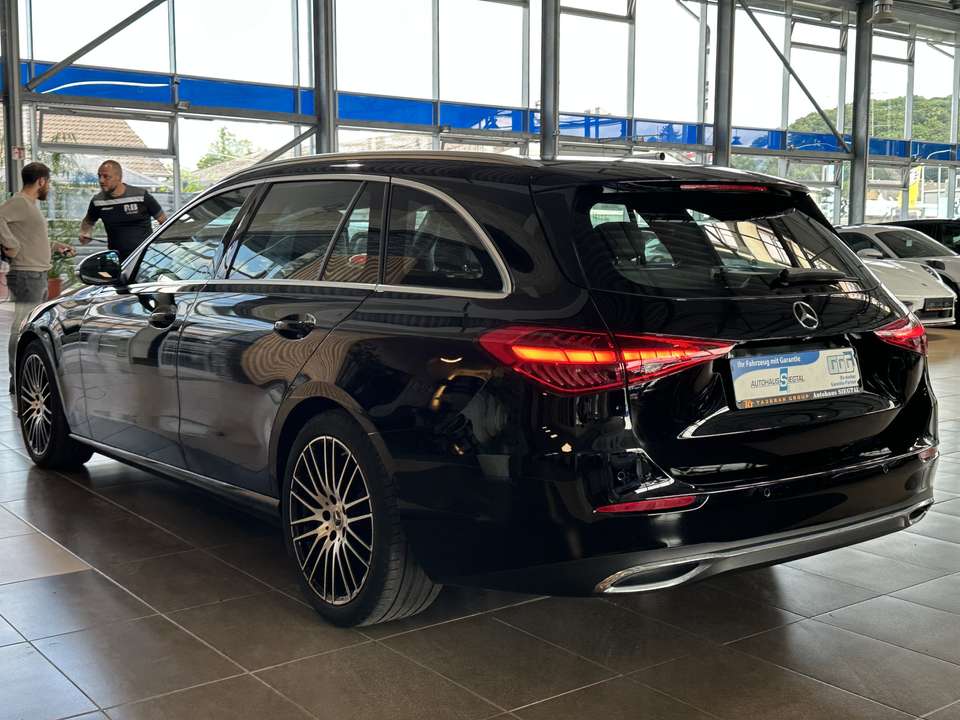 Mercedes-Benz C 220 - Imagem 4