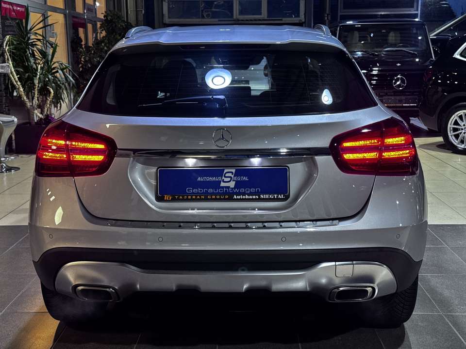Mercedes-Benz GLA 200 - Imagem 5