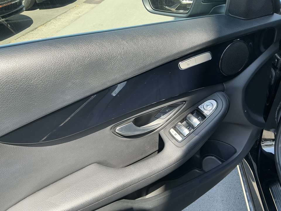 Mercedes-Benz C 200 - Imagem 4