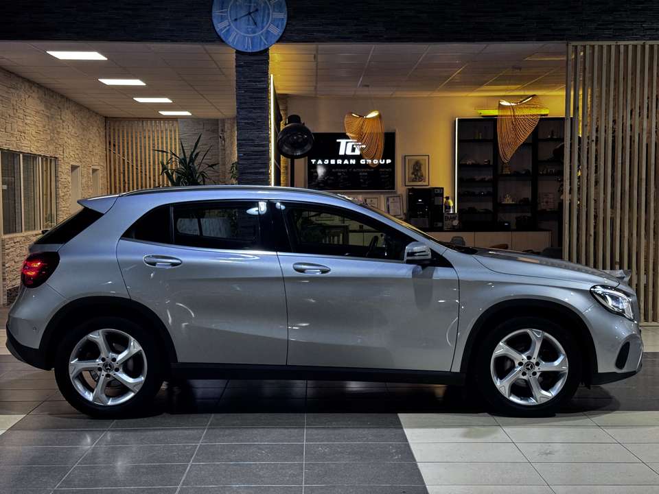 Mercedes-Benz GLA 200 - Imagem 7