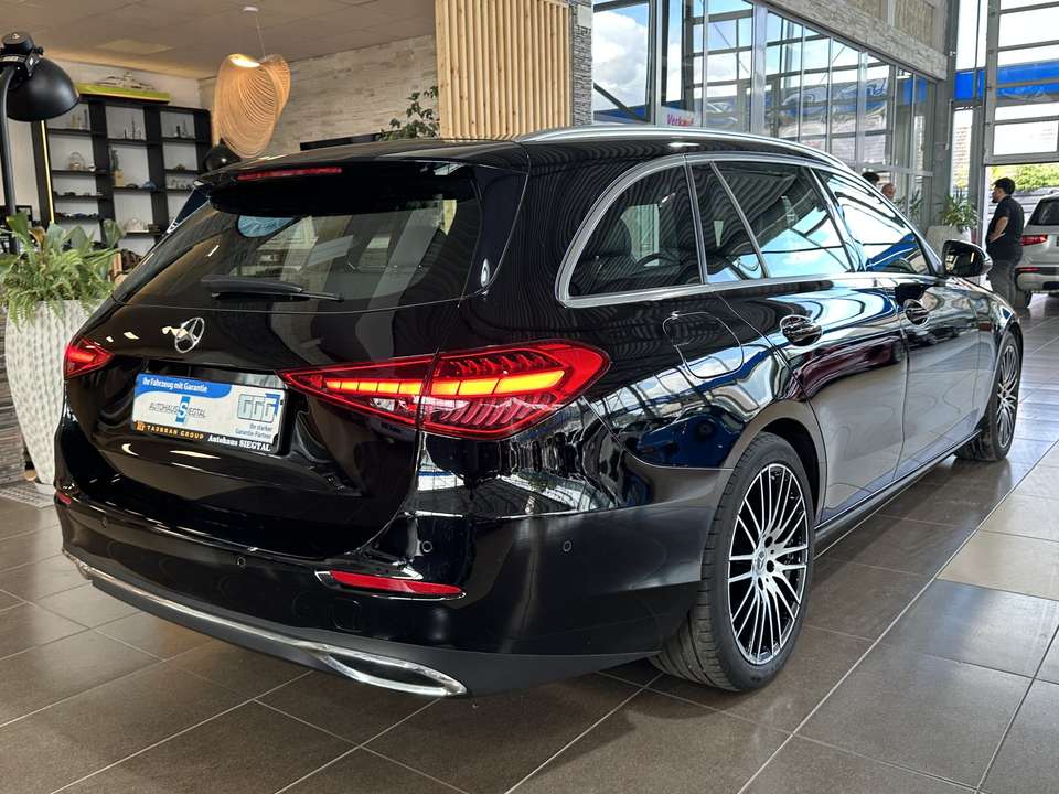 Mercedes-Benz C 220 - Imagem 10