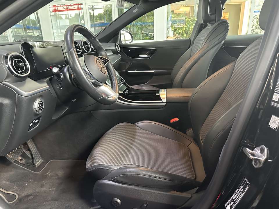 Mercedes-Benz C 220 - Imagem 11