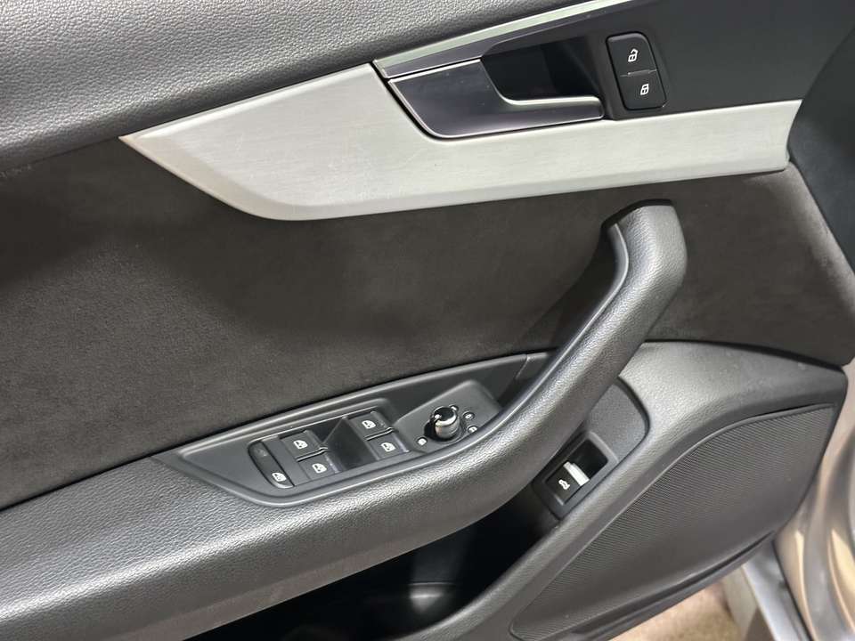 Car picture 11