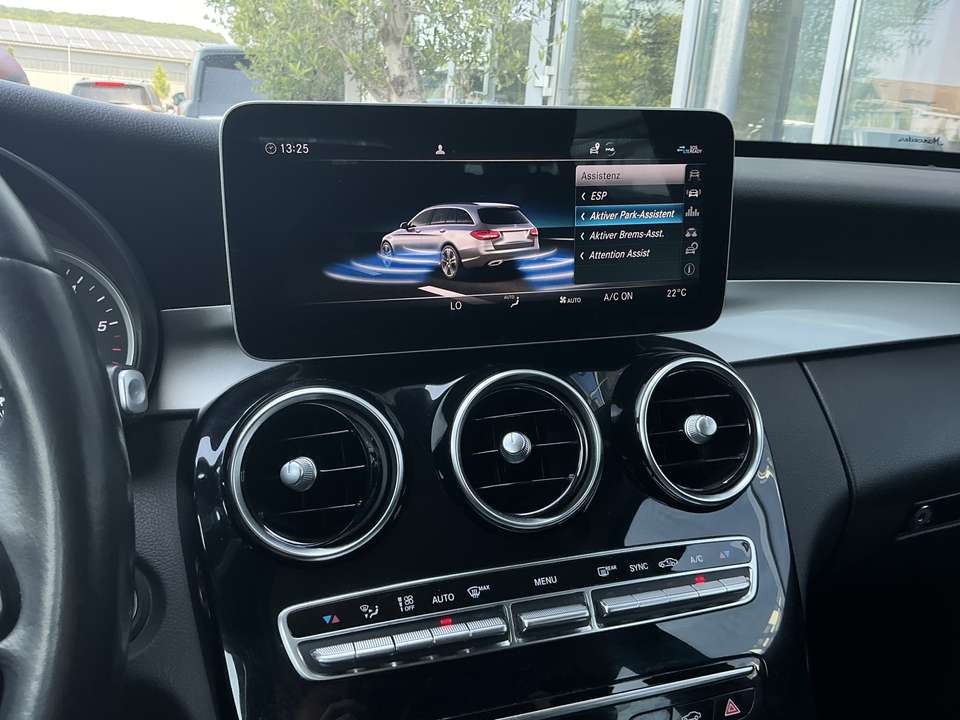 Mercedes-Benz C 200 - Imagem 10