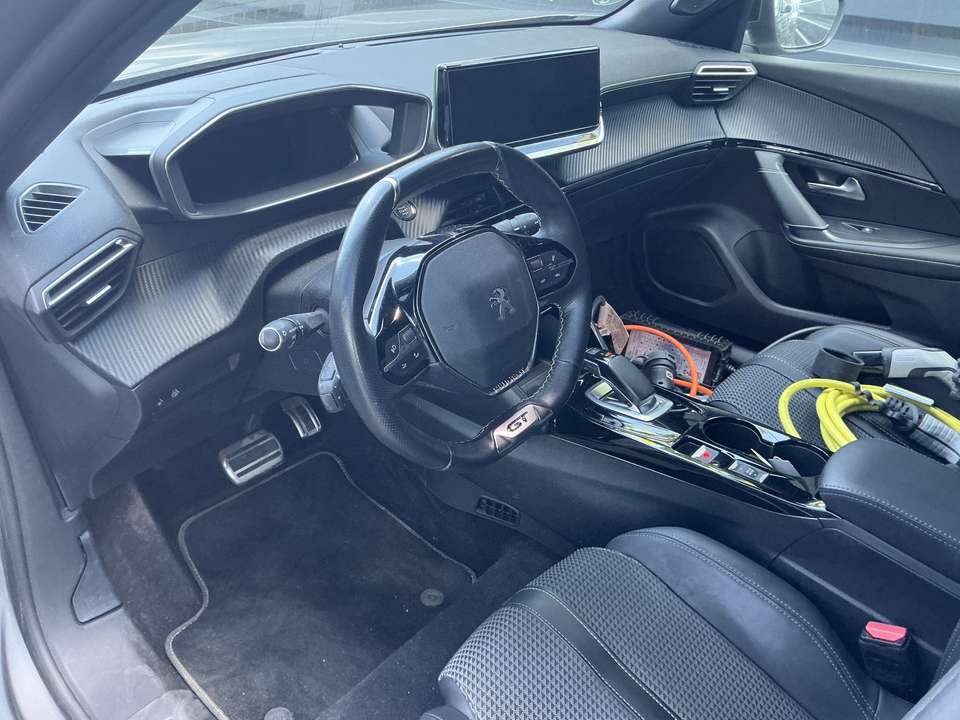 Peugeot e-2008 - Imagem 3
