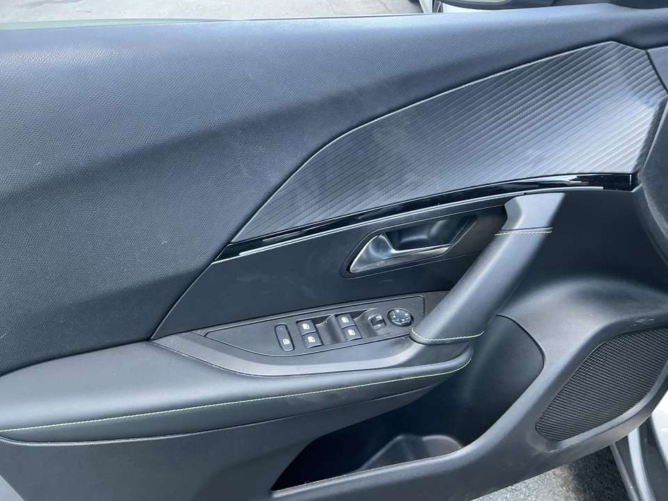 Peugeot e-2008 - Imagem 4