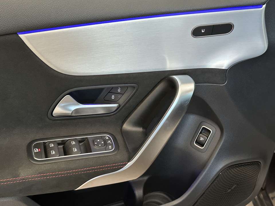 Mercedes-Benz A 200 - Imagem 11